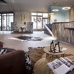 Le Taos Hotel