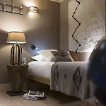 Le Taos