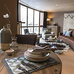Le Taos Hotel