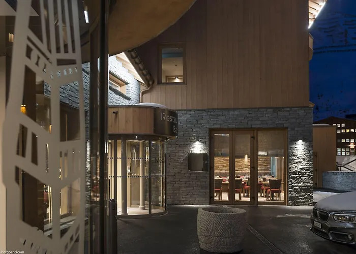 Le Taos Hotel 4*