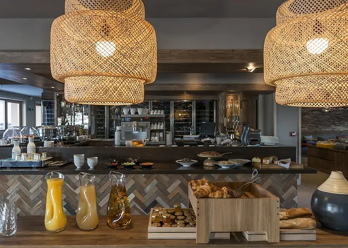 Le Taos Hotel 4*